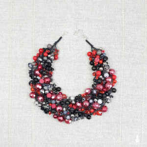 6986 Ręcznie pleciony naszyjnik „Ogień i Noc”