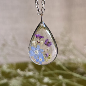 Bukiet kwiatowy łąka srebrna zawieszka srebrny wisiorek kwiat naszyjnik żywica z żywicy kwiaty łezka łza niezapominajki