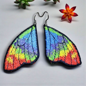 Haftowane kolczyki kolorowe motyle
