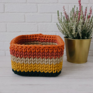 Kolorowy kosz do przechowywania,kwadratowy koszyk w pasy 15x12cm.NA ZAMÓWIENIE...