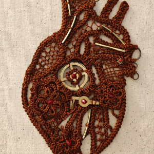 Anatomiczne serce - koronka renesansowa