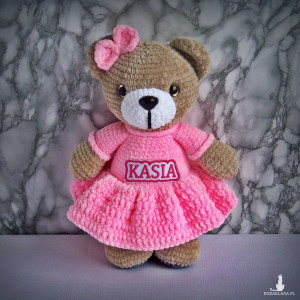 Szydełkowy miś Kasia 32cm w różowej sukience (na zamówienie)