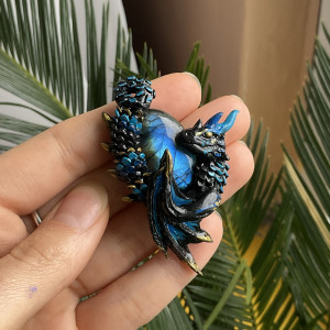 Naszyjnik smoczego strażnika z labradorytem, idealny na prezent, magia fantasty