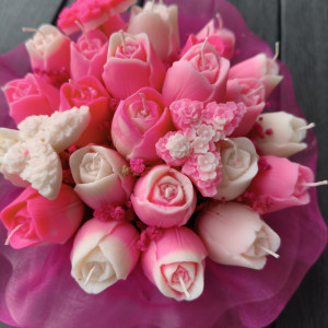 Box różowych tulipanów z naturalnych świec sojowych z aromatem