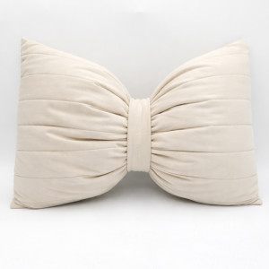 Poduszka dekoracyjna kokarda welurowa