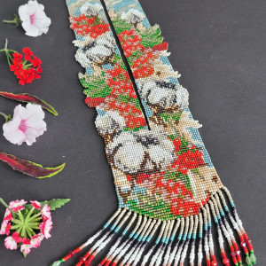 Naszyjnik koralikowy gerdan Kwiaty Bawełny Kalina z frędzliami