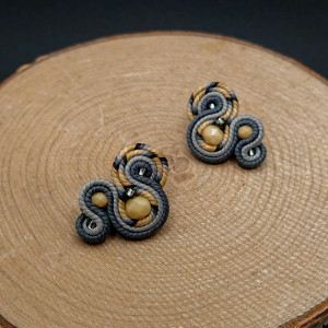 Kolczyki sutasz sztyfty 16