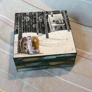 Szkatułka "Nie musisz robić wielkich rzeczy..." 13x13 cm