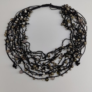 Naszyjnik Czarny Sznurek Szare Korale Makrama