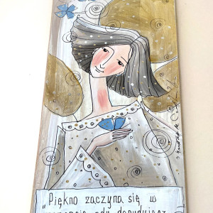 Deseczka z sentencją nr 162 "Piękno zaczyna się w momencie..."