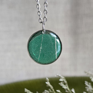 Srebrna zawieszka srebrny wisiorek naszyjnik żywica z żywicy kwiaty z kwiatami retro naturalna dziewczęca kobieca liść z liściem