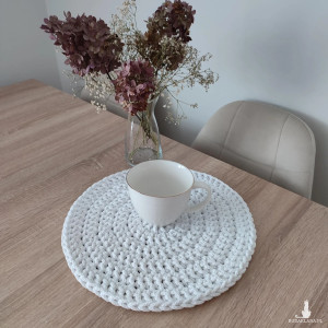 Podkładka szydełkowa okrągła ze sznurka 33cm