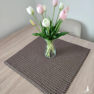 Podkładka szydełkowa ze sznurka bawełnianego 50cmx50cm