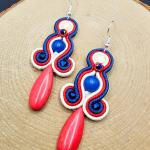 Kolorowe kolczyki sutasz z howlitem 6