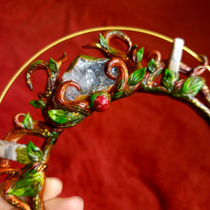 Leśna opaska  na głowę z ametystem i agatami. Recznie rzezbiona, fantasy, magic,