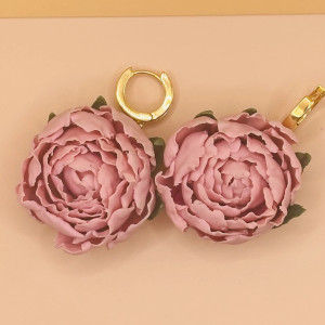 Kolczyki Różowe Piwonie – Ręcznie Robione z Gliny Polimerowej