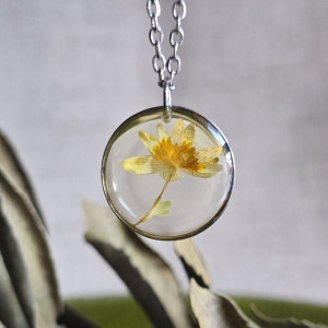 Srebrna zawieszka srebrny wisiorek żywica z żywicy kwiaty z kwiatami