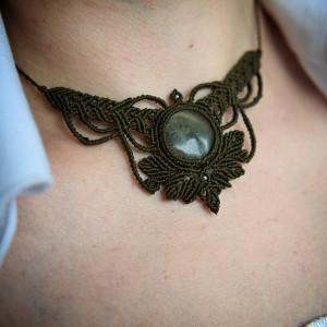 Naszyjnik z Prehnitem. Kamień Naturalny