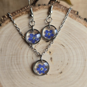 Komplet kolczyki srebrna zawieszka srebrny wisiorek wisior naszyjnik żywica kwiaty z prawdziwymi kwiatami niezapominajki