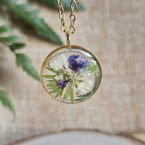 Jagodowy las złota zawieszka z kwiatami wisiorek