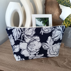 Kosmetyczka w kwiaty