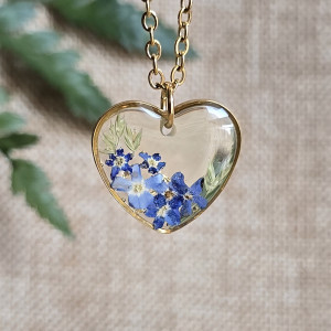 Złota zawieszka złoty wisiorek kwiat naszyjnik żywica z żywicy kwiaty z kwiatami serce serduszko niezapominajki