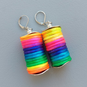 Neonowa seria kolorów - kolczyki walce