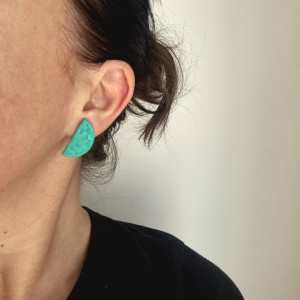 Kolczyki półksiężyca na sztyfcie