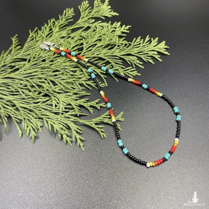 Krótki koralikowy naszyjnik - indiański czarny #1052