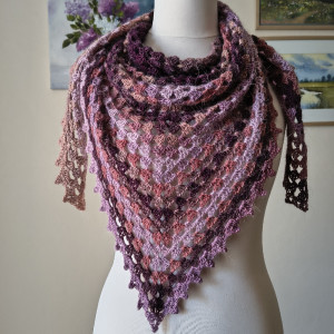 Miła, klasyczna, uniwersalna, twarzowa chusta