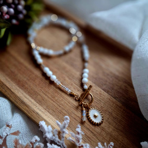 Naszyjnik "Złota biel"