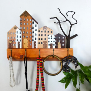 Wieszak na klucze lub biżuterię „Ulica Pogodna”