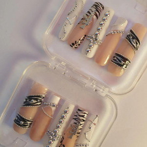 Tipsy ręczie malowane