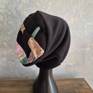 Czapka  damska wiosenna