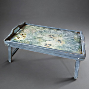 Taca z nóżkami, taca-stoliczek, "Bratki"