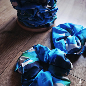 Gumka satynowa z miękkiej satyny we wzory  abstrakcja kwiaty graficzne