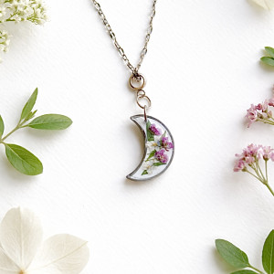 Naszyjnik księżyc z kwiatami - kolekcja wiosna 2026