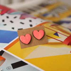 Drewniane kolczyki sztyfty Serce serduszko