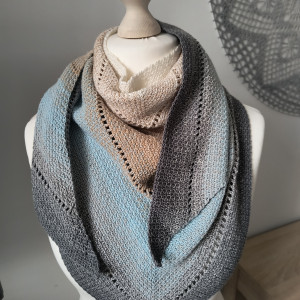 Chusta mech robiona na szydełku