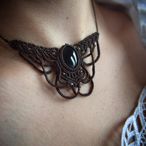 Wyjątkowy i niepowtarzalny naszyjnik z naturalnym Onyksem