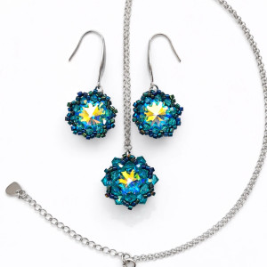 Komplet Biżuterii "Zircon Maxima" - Kolczyki i Naszyjnik