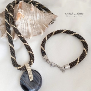 Komplet - naszyjnik z sardonyksem i bransoletka - wykończenia ze stali chirurgicznej