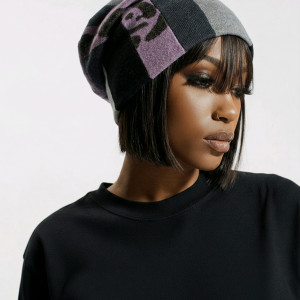 Czapka  damska wiosenna smerfetka