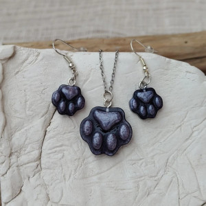 Fioletowa Łapka – komplet biżuterii z motywem psiej łapy