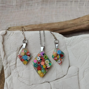 Owocowy Blask – Kolorowy komplet biżuterii z żywicy