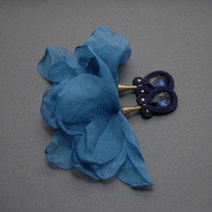 kolczyki lub klipsy sutasz z kwiatkami