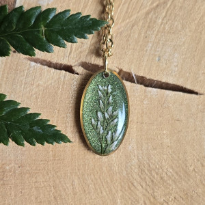 Złota zawieszka złoty wisiorek naszyjnik żywica z żywicy kwiaty z kwiatami jajowata retro  rośliny