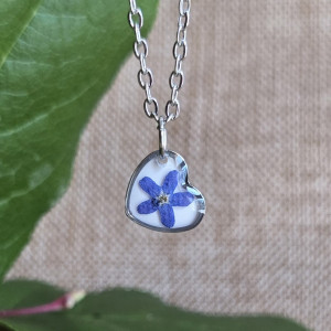 Serce serduszko Srebrna zawieszka srebrny wisiorek naszyjnik żywica z żywicy kwiaty z kwiatami retro naturalna dziewczęca kobieca niezapominajki