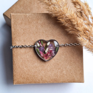 Bransoletka z żywicy serduszko z kwiatami