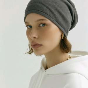 Czapka  damska Wiosenna Smerfetka